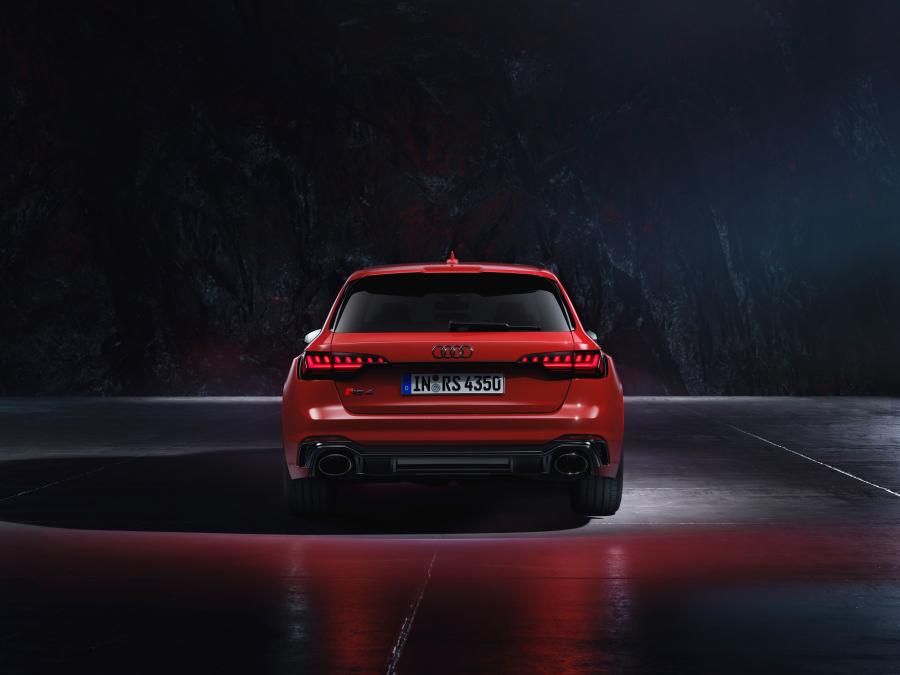  Audi RS4 Avant (B9) 2019 года  (WW) (фото 5 из 67)